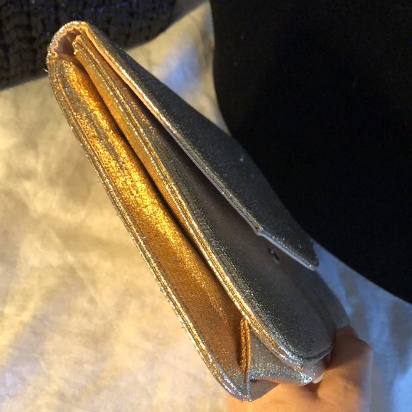 ✨ Vintage J. Miller gold lame lined snap close clutch plus comb - Picture 3 of 10